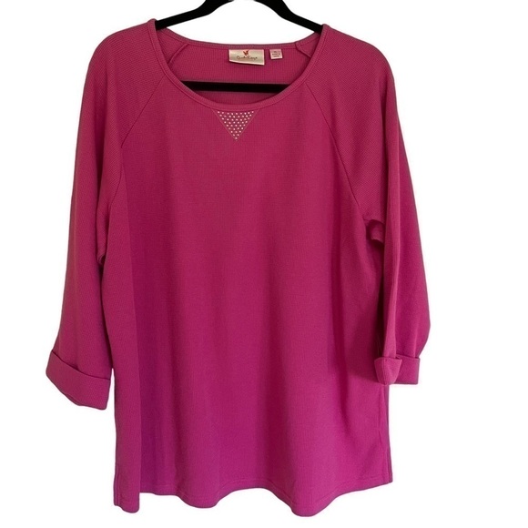 Quacker Factory Tops - NWT Quacker Factory pink  thermal with gemstones 3/4 sleeves 3/4 sleeves